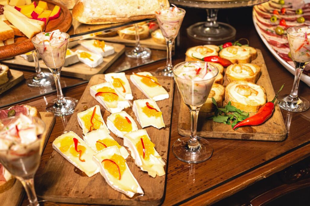 delicious cocktail food ideas